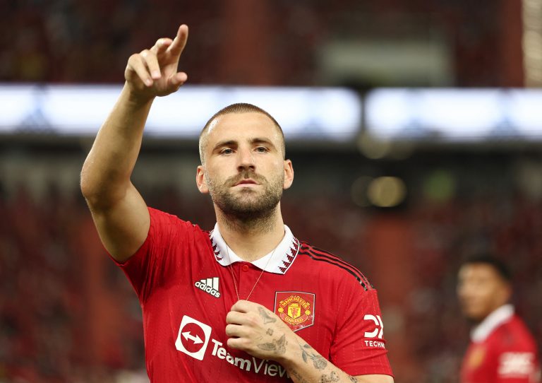 Everton: Frank Lampard still ‘keen’ on Luke Shaw