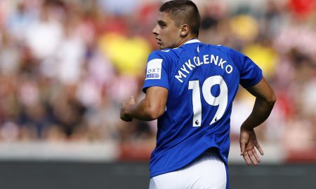 vitaliy-mykolenko-everton