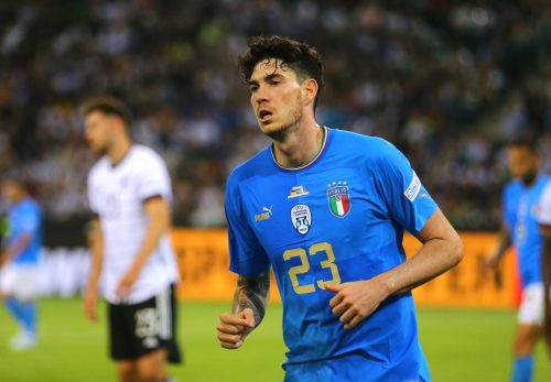 Alessandro-Bastoni-celebrates-scoring-for-Italy