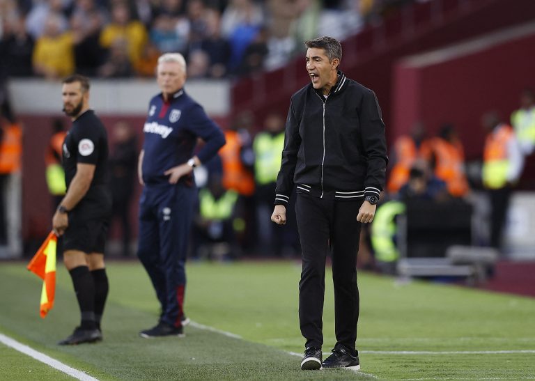 Wolves manager Bruno Lage shouts instructions to his team