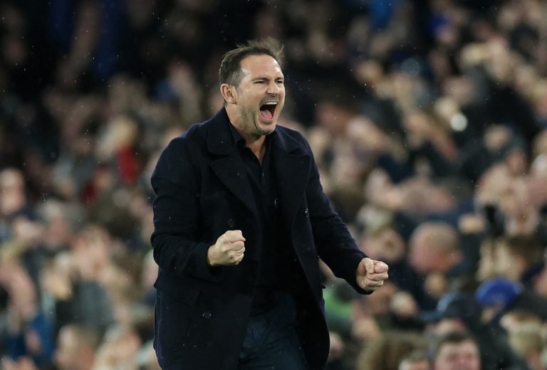 Frank-Lampard-celebrates-Everton-scoring