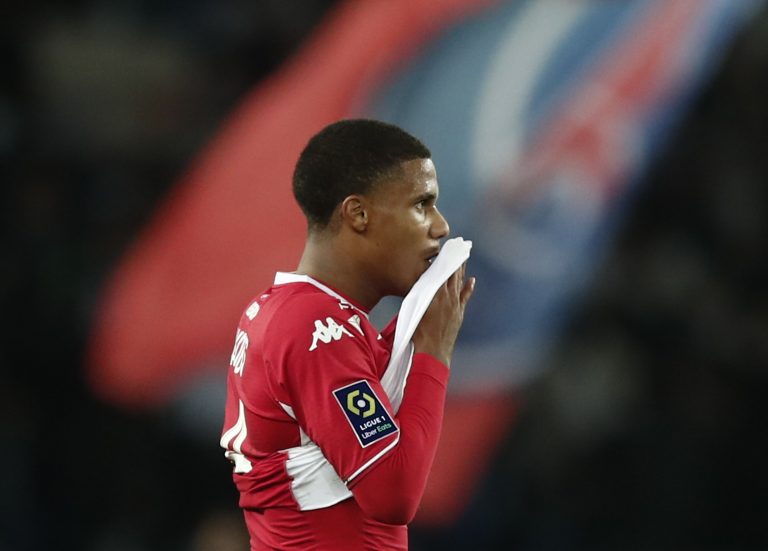 Crystal Palace: Journalist thinks Ismail Jakobs could be a target