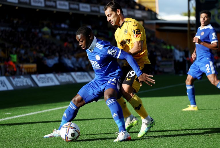 Wolves' Jonny Otto closes down Nampalys Mendy