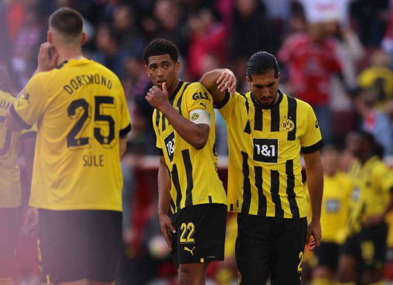 Jude-Bellingham-in-action-for-Borussia-Dortmund