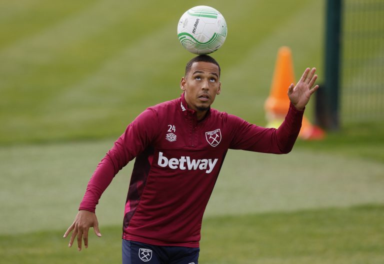 Thilo-Kehrer-during-training-for-West-Ham