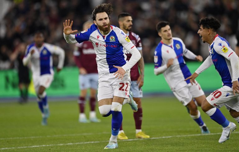 Everton: Frank Lampard ‘seriously pushing’ for Ben Brereton Diaz