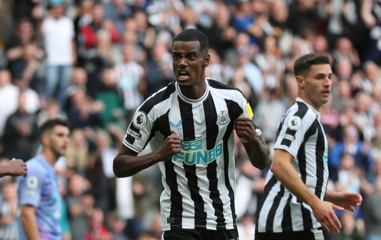 Alexander-Isak-celebrates-scoring-for-Newcastle