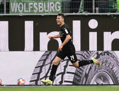 Borussia Moenchengladbach's Joe Scally