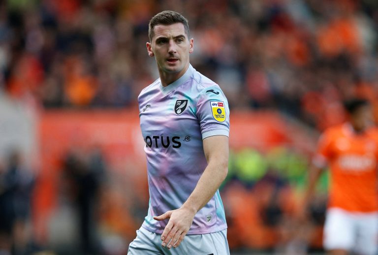 Kenny-McLean-in-action-for-Norwich-City