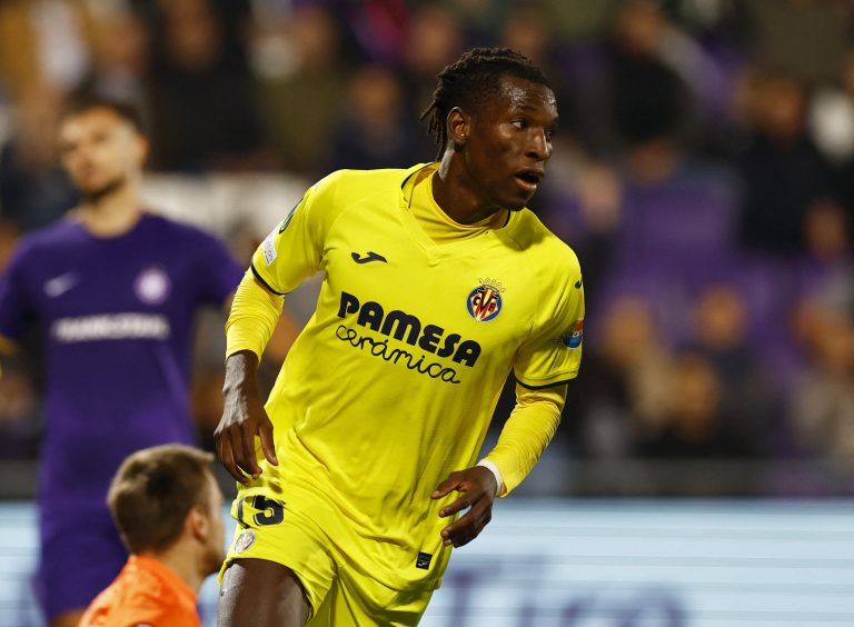 Nicolas Jackson in action for Villarreal