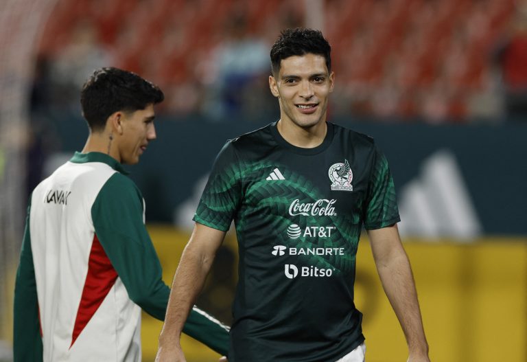 raul-jimenez-wolverhampton-wanderers-transfer-news-julen-lopetegui-wolves-transfer-news-jimenez-exit-crook-talksport-lage-gibbs-white-premier-league