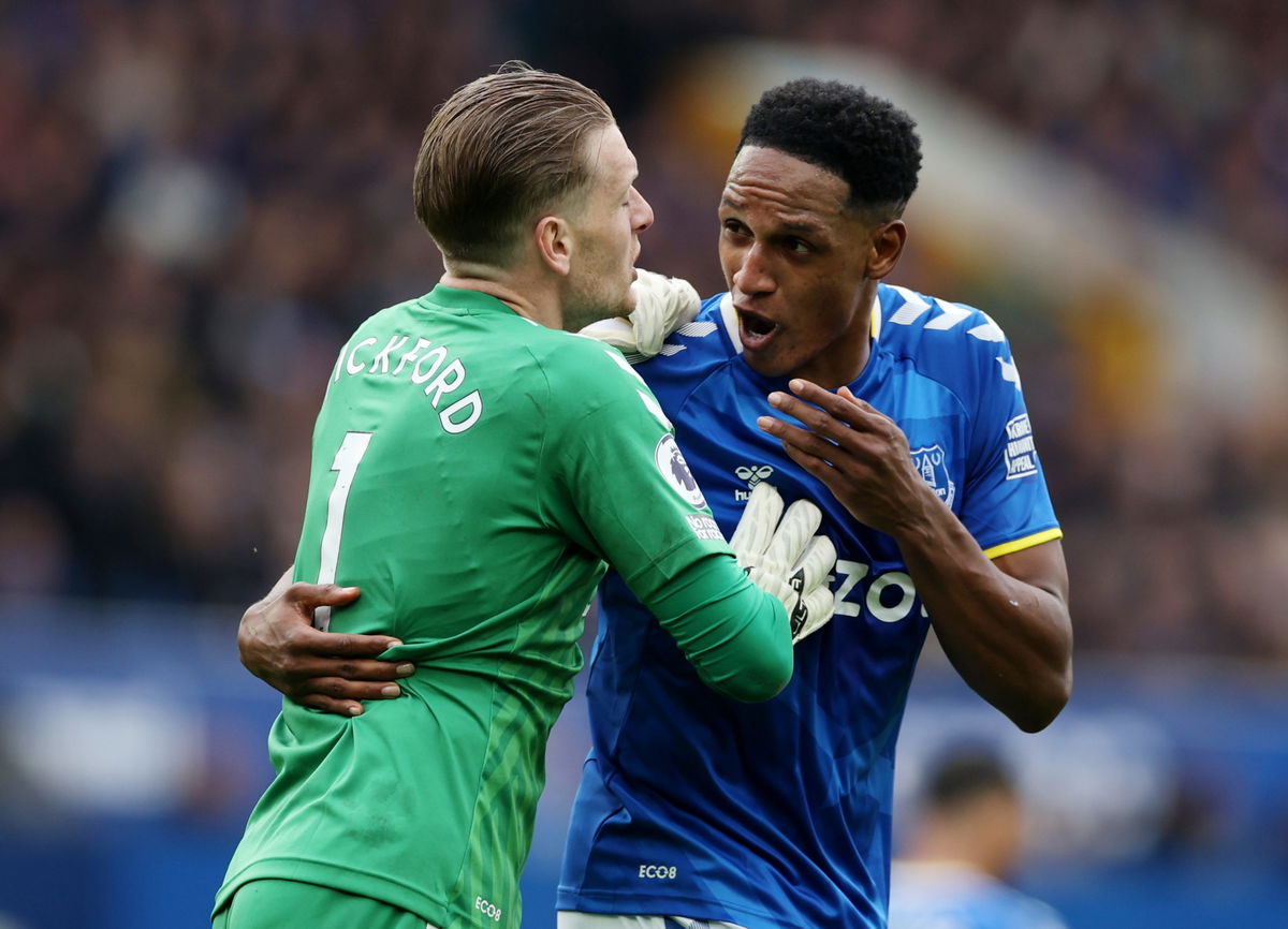 Everton suffer big injury setback to £29M Yerry Mina - Everton