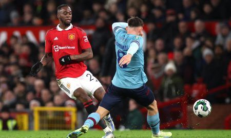 Aaron Wan-Bissaka in action for Manchester United