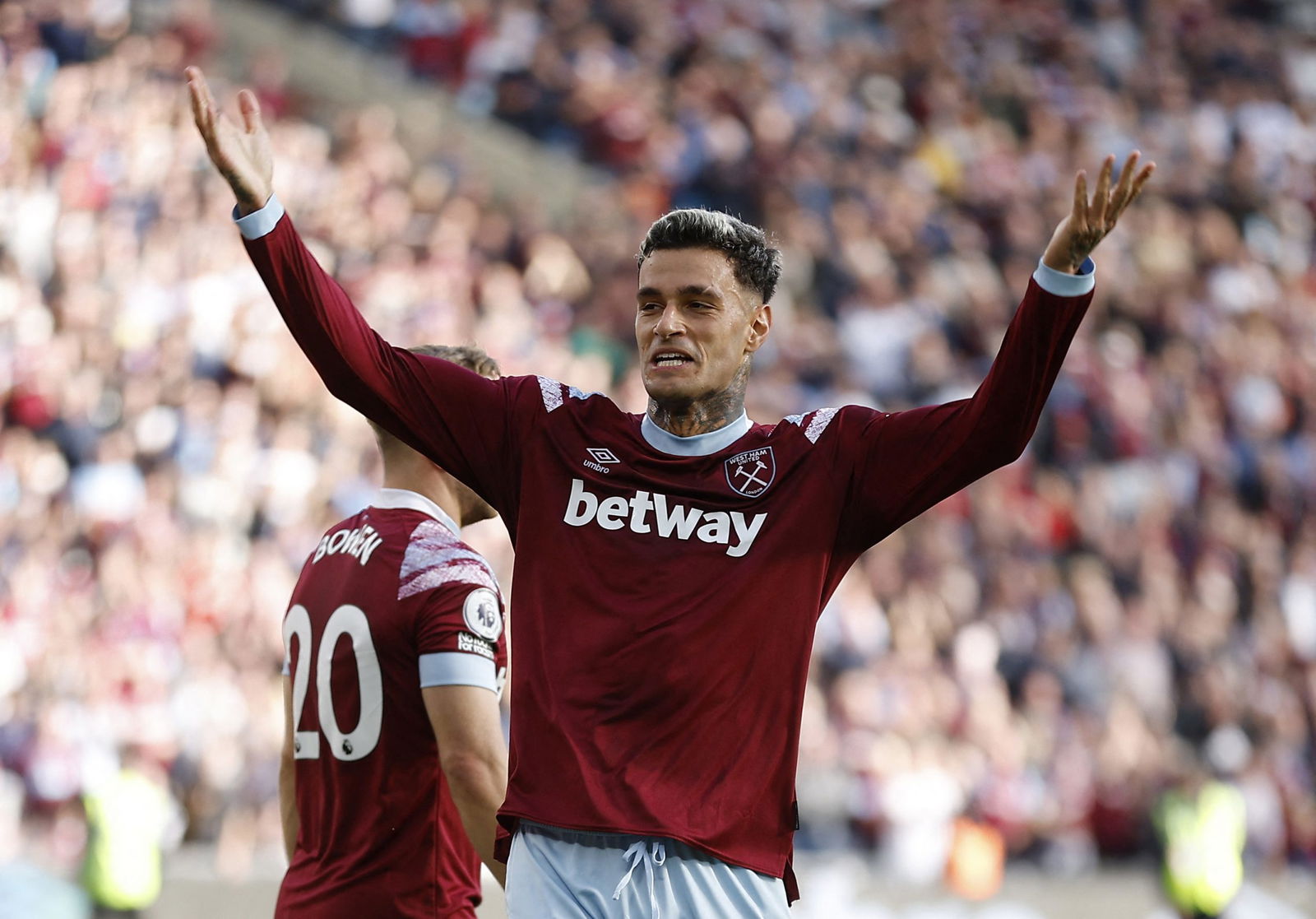 West Ham United's Gianluca Scamacca celebrates scoring their second goal against Fulham