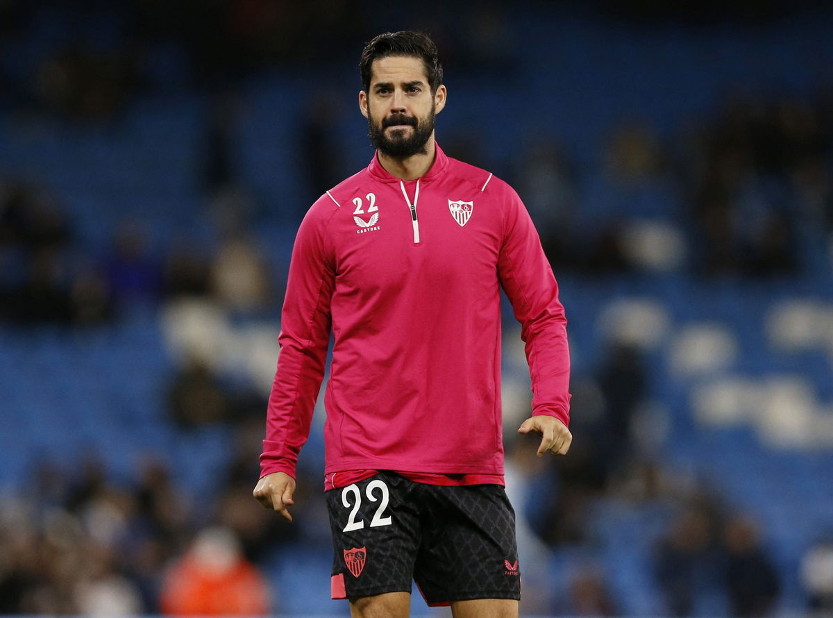 Manchester United: Reporter makes Isco transfer claim - Manchester United News