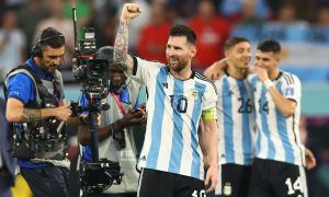 Lionel-Messi-celebrates-for-Argentina