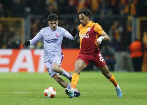 Sacha-Boey-in-action-for-Galatasaray