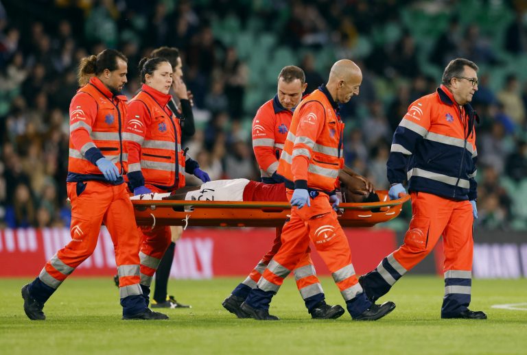 Manchester United: Teden Mengi injury is a ‘huge blow’