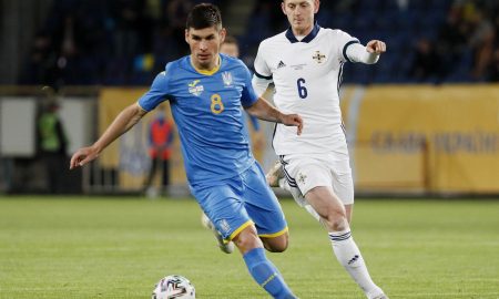 Ruslan Malinovskyi in action for Ukraine