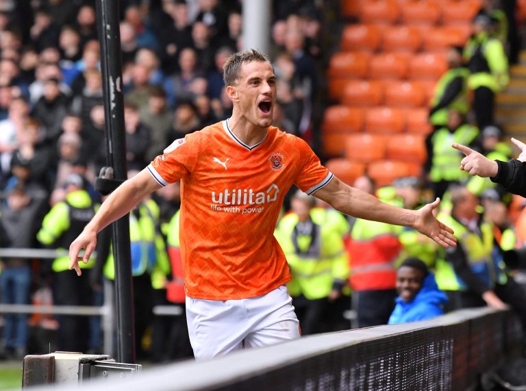 Jerry Yates celebrating for Blackpool