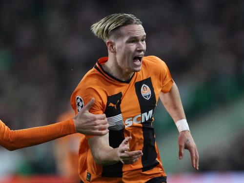 Mykhailo Mudryk in action for Shakhtar Donetsk