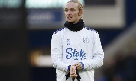 Tom Davies in action for Everton