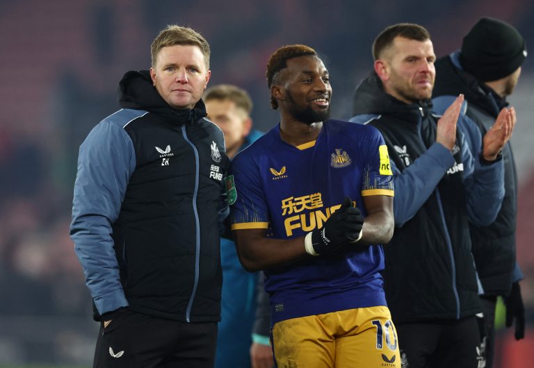 Allan-Saint-Maximin-with-Eddie-Howe