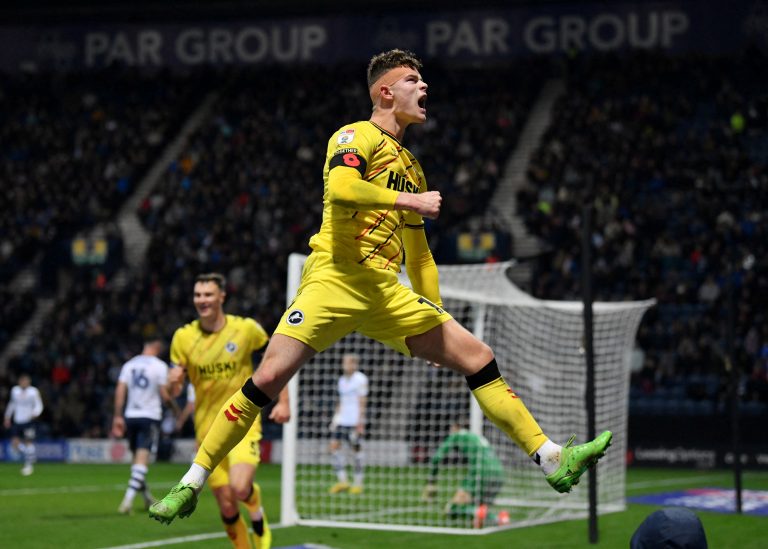 Charlie-Cresswell-celebrates-scoring-for-Millwall