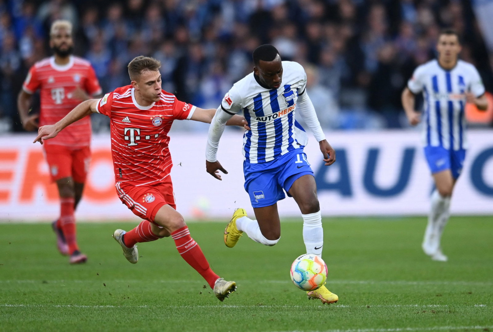 Dodi-Lukebakio-in-action-for-Hertha-Berlin