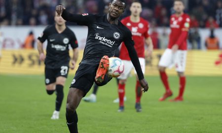 Evan-Ndicka-in-action-for-Eintracht-Frankfurt