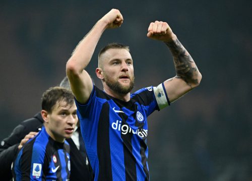 Milan-Skriniar-celebrating-for-Inter-Milan