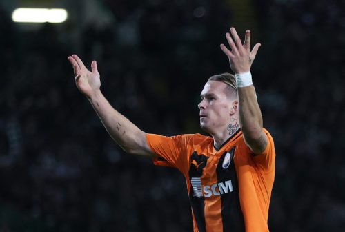 Mykhailo-Mudryk-celebrates-for-Shakhtar-Donetsk