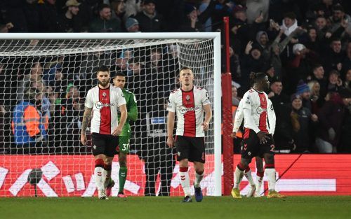 Southampton players look frustrated after conceding against Aston Villa