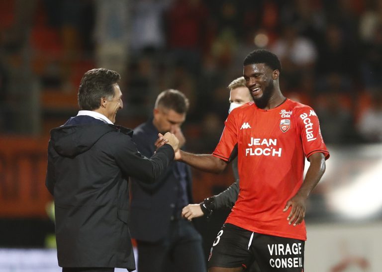 Terem-Moffi-celebrating-for-Lorient