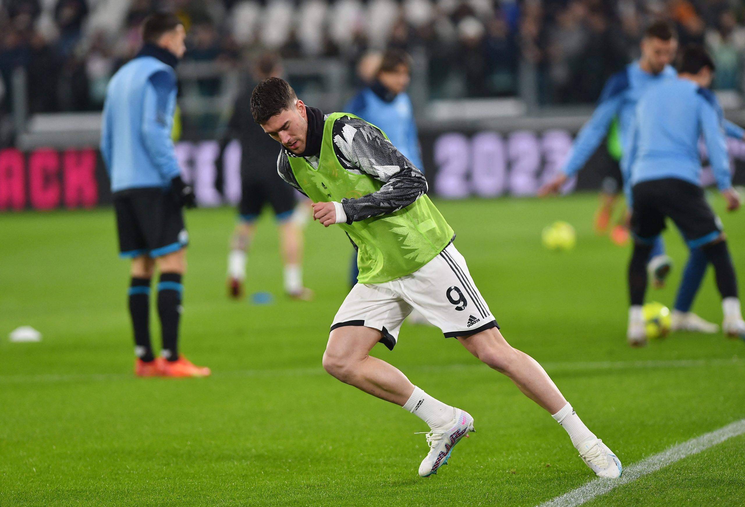 Arsenal: Gunners 'very likely' to make another Dusan Vlahovic move - Arsenal News