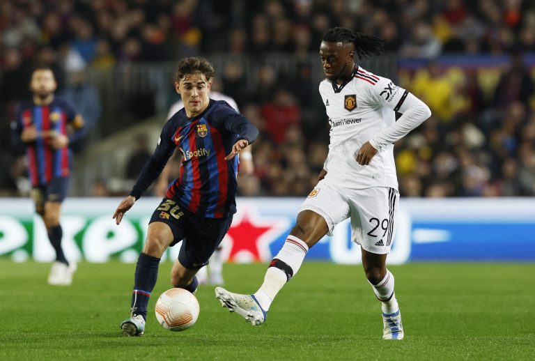 Manchester United: Erik ten Hag may keep Aaron Wan-Bissaka