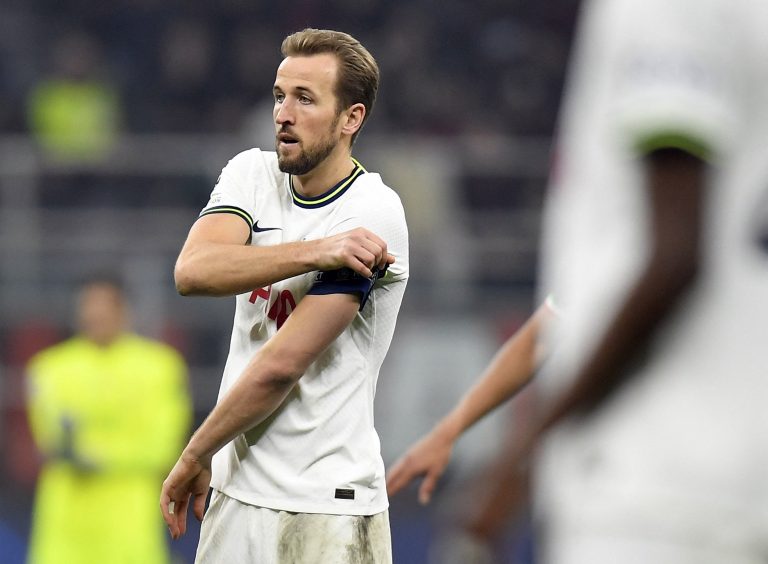 Tottenham Hotspur's Harry Kane reacts