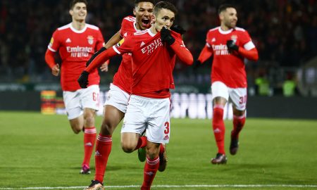 Alejandro-Grimaldo-celebrates-scoring-for-Benfica
