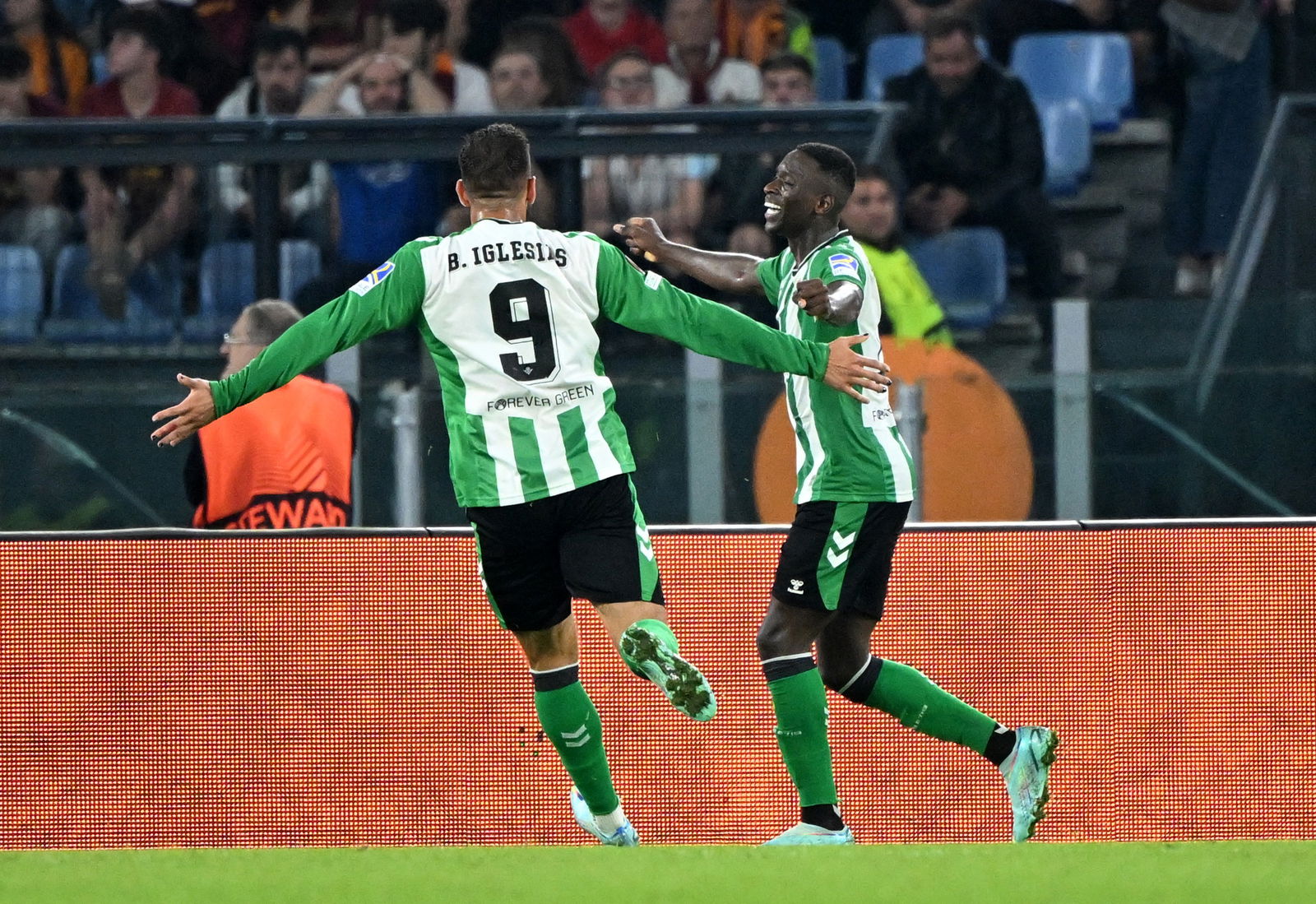 Tottenham transfer target Borja Iglesias in action for Real Betis