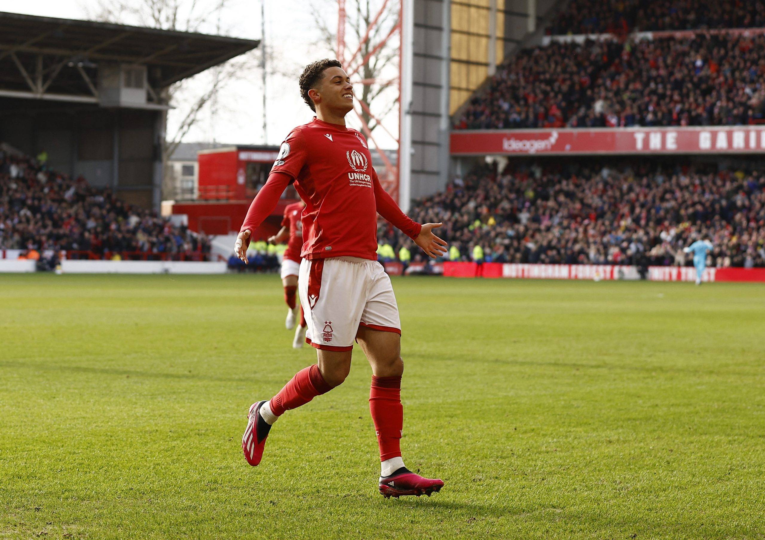 Nottingham Forest will do 'everything' to keep Brennan Johnson - Follow up