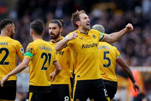 Craig-Dawson-celebrates-scoring-for-Wolves