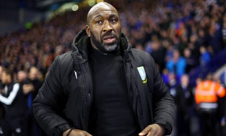 Darren-Moore-before-the-game-for-Sheffield-Wednesday