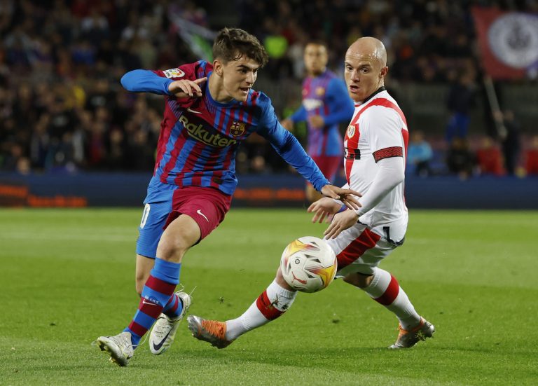 Isi-Palazon-in-action-for-Rayo-Vallecano