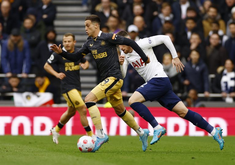 Newcastle: Javier Manquillo ruled out for ‘three to four weeks’