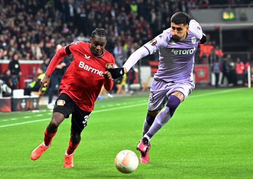 Jeremie-Frimpong-in-action-for-Bayer-Leverkusen