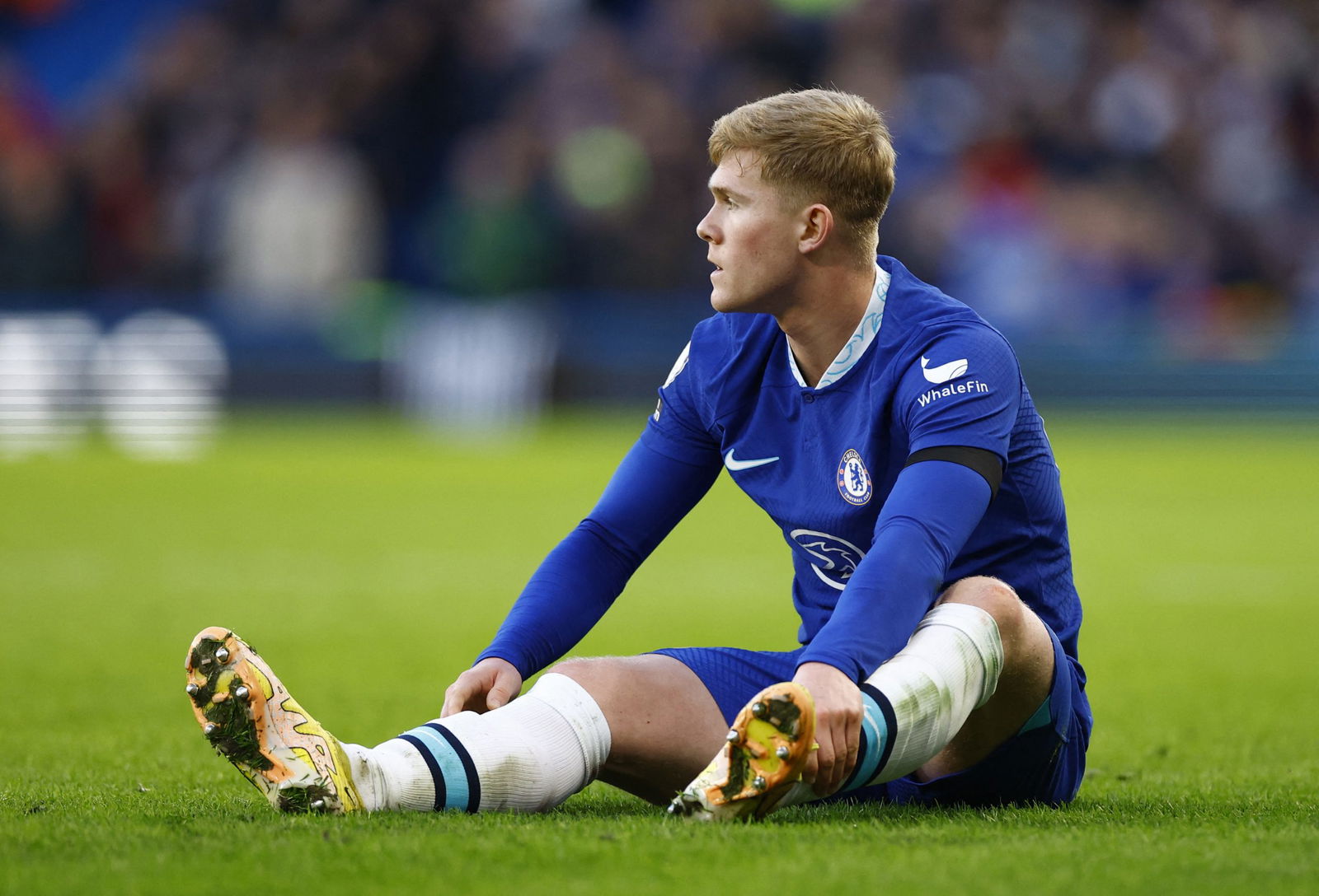 Chelsea starlet Lewis Hall in action against Crystal Palace