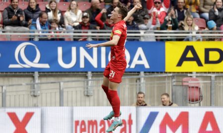 Luka-Sucic-celebrates-scoring-for-Red-Bull-Salzburg