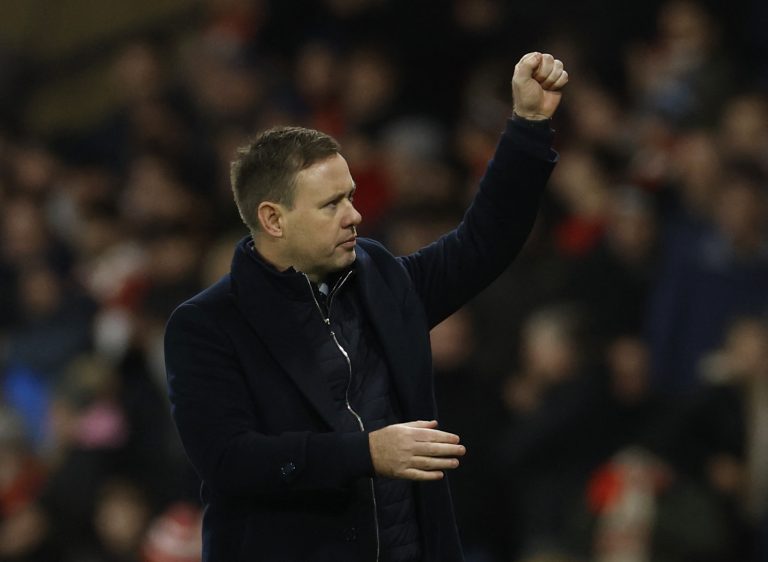 Michael-Beale-celebrates-for-Rangers