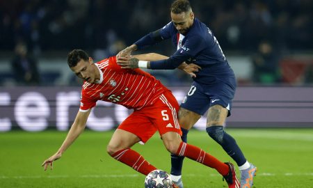 Neymar battles against Bayern Munich in the Champions League