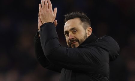 Brighton boss Roberto De Zerbi applauds Brighton fans